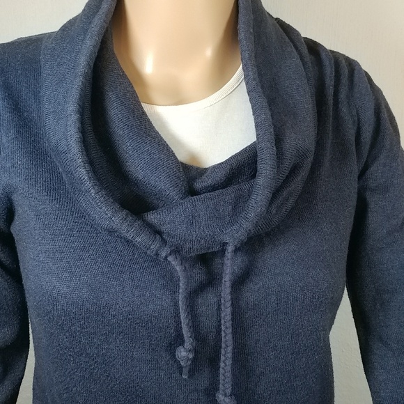 Navy Blue, Cowl Neck sweater, size S - Picture 3 of 13